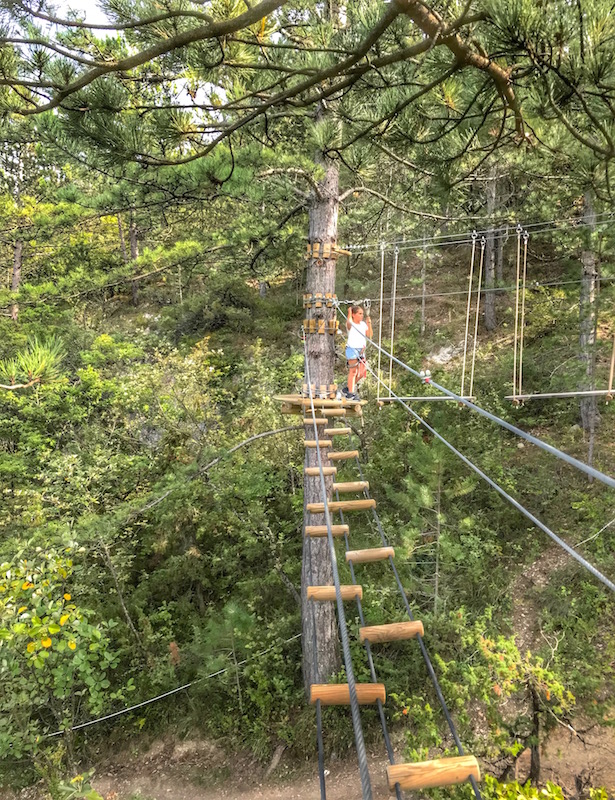 Accrobranche à Reilhanette avec Accroroc