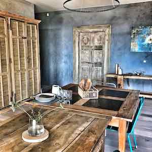 Vue cuisine 
          			du Mas des Amis à Séguret